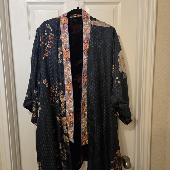 Johnny Was Black Velvet Floral Kimono with Orange Embroidered Trim - Picture 10 of 13